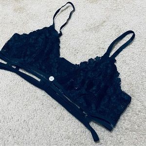 Black thorn LA lace bralette